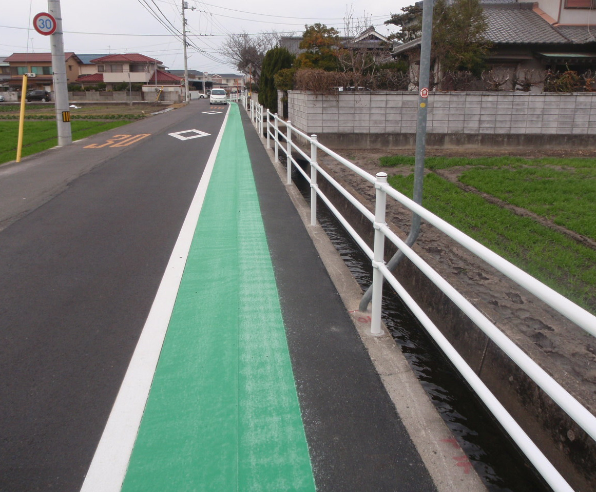 溶融式カラー塗装　緑　多度津町　町道