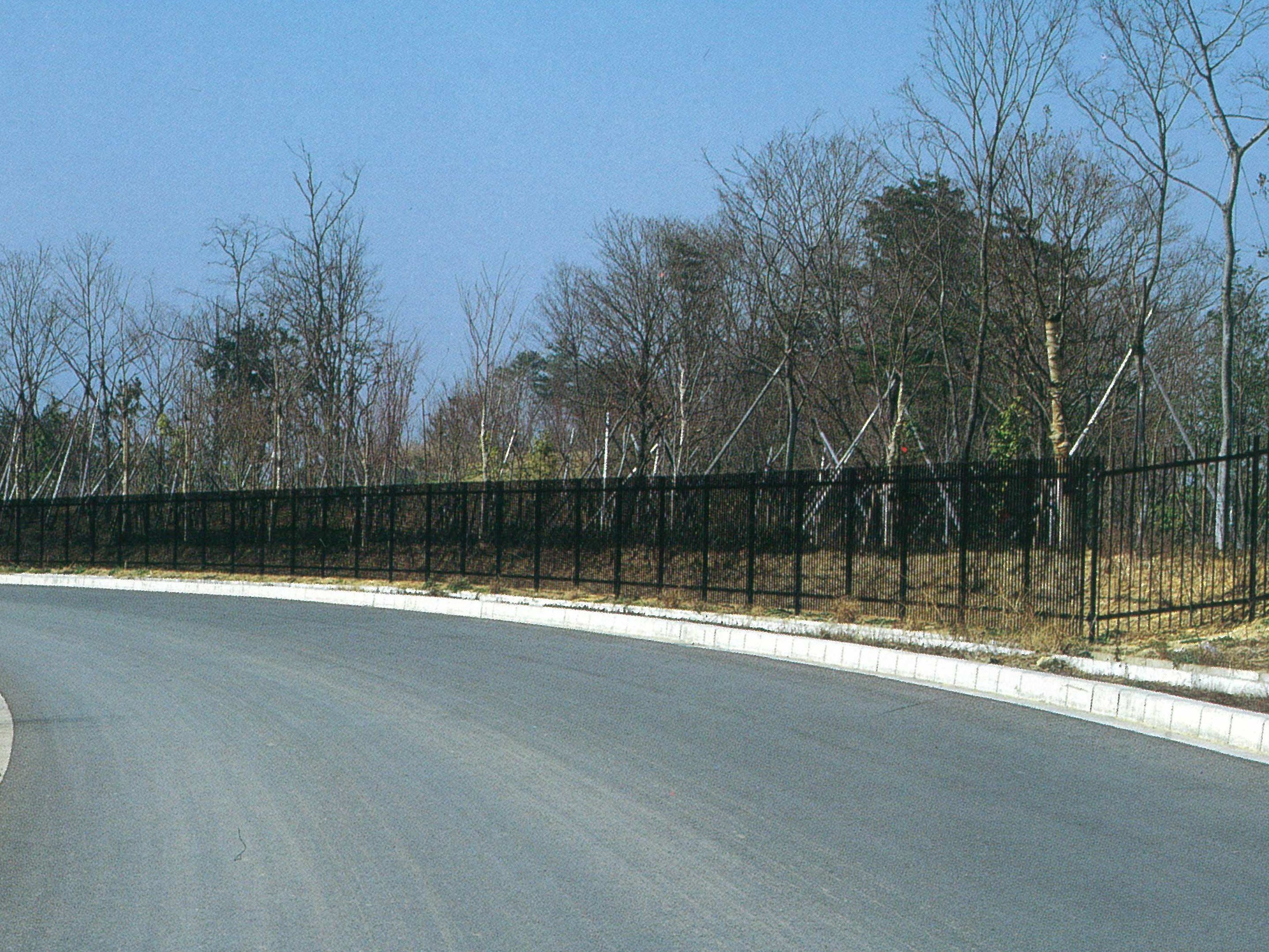 デザイン柵　国営讃岐まんのう公園