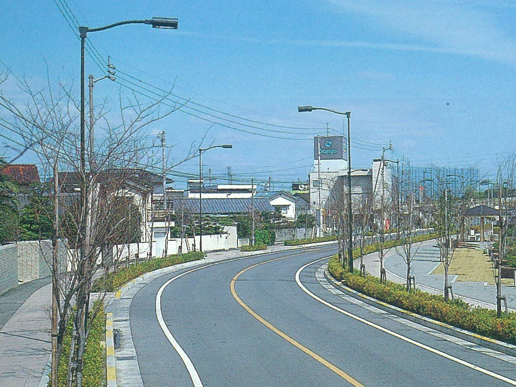 デザイン道路照明灯　県道　多度津町