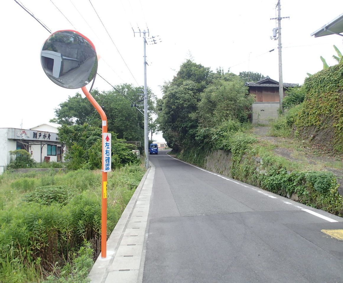 道路反射鏡　県道　三豊市詫間町